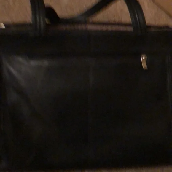 COPY - NWT concealed carry black purse in excellent shape - Picture 6 of 12